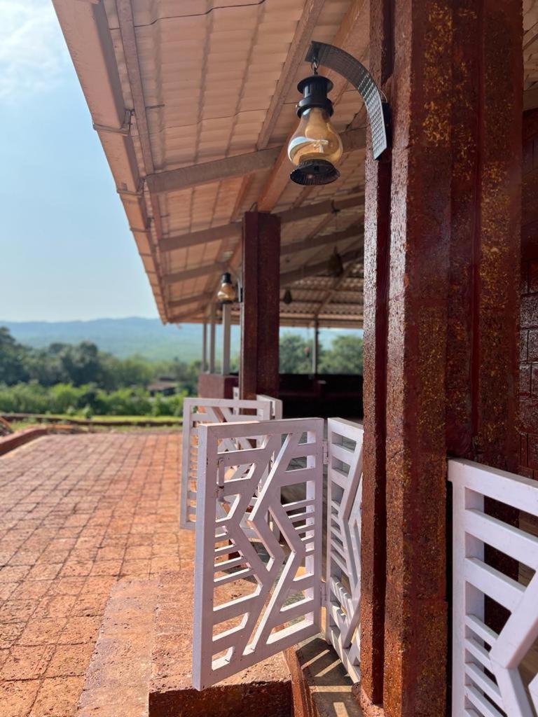 הוילה Amboli  K Hill House מראה חיצוני תמונה